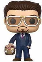 225 Tony Stark Holding Helmet 2017 San Diego Comic Con Marvel Comics Funko pop