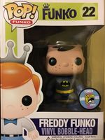 22 2013 Yellow Symbol Batman LE 200 Freddy Funko Funko pop